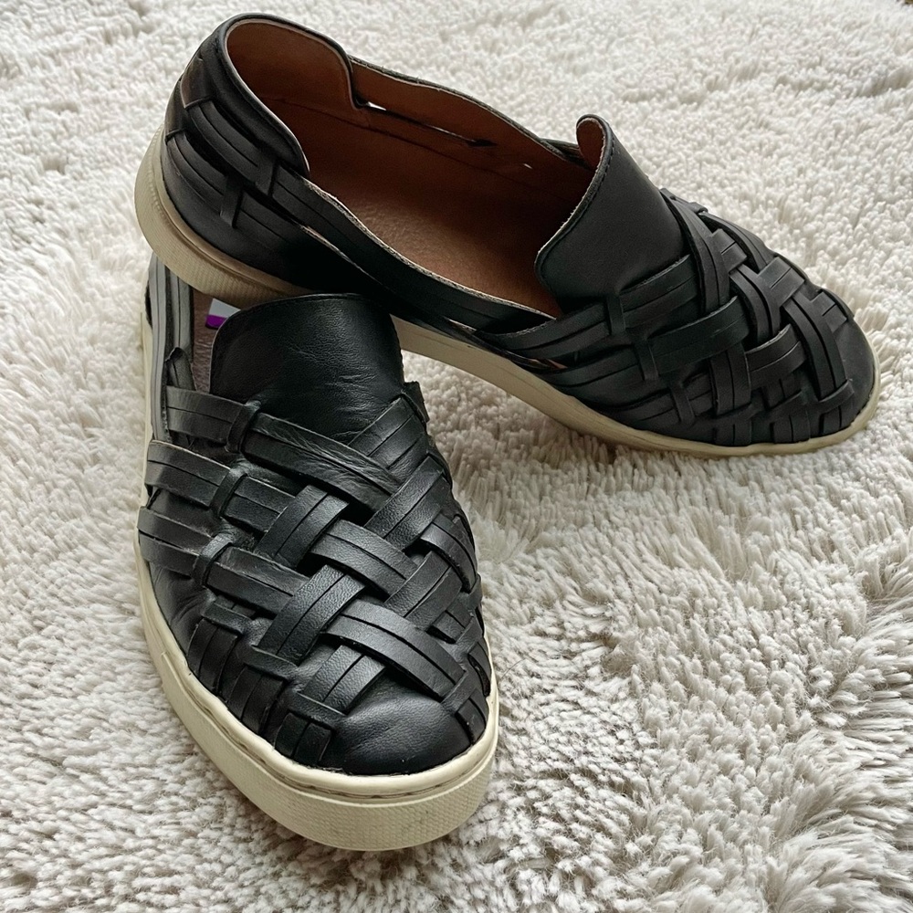 Frye Ivy Huarache Black Woven Leather Slip-on Sneaker Women’s 7.5